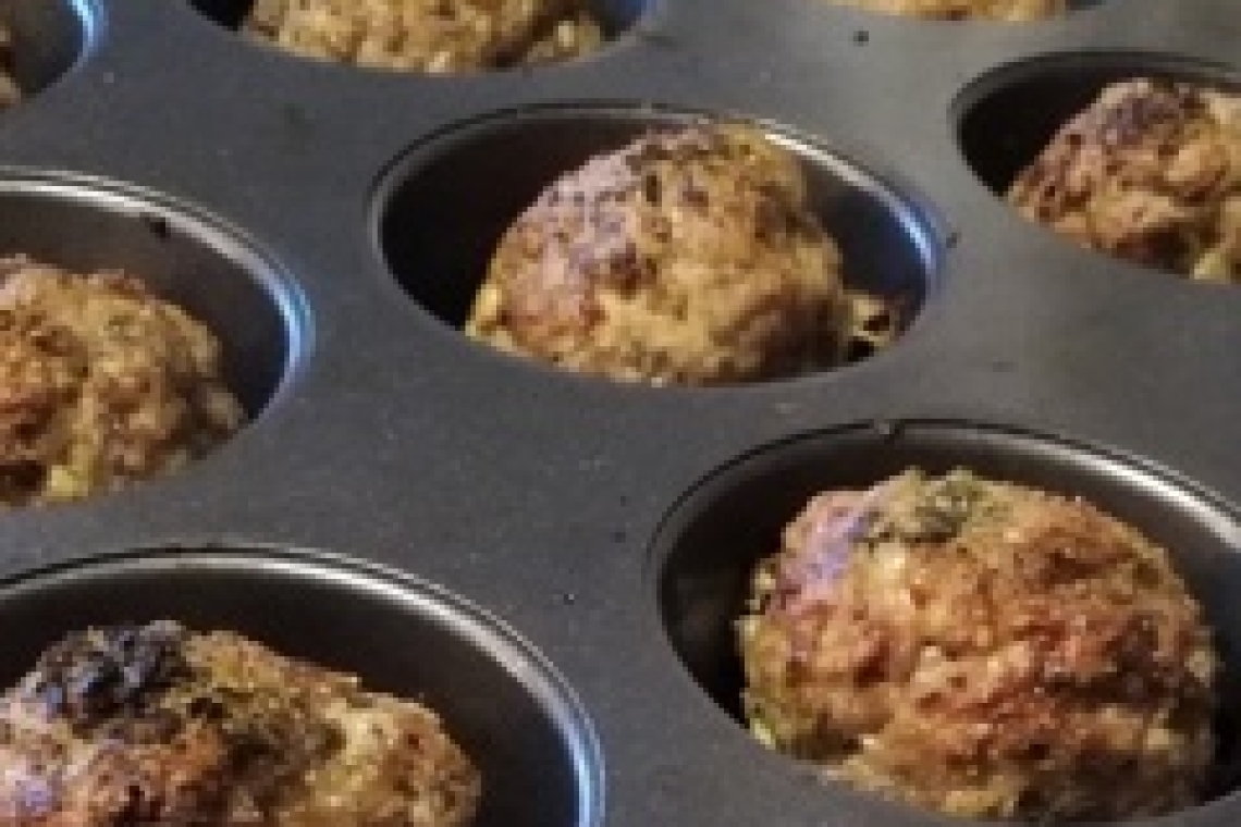 Zdrowe i pyszne pieczone klopsiki z dodatkiem mięsa wołowego