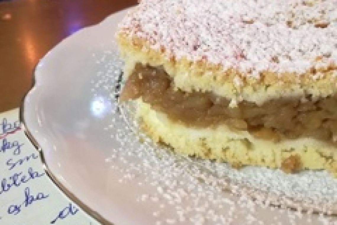 Prosta domowa szarlotka - jak u mojej babci :)