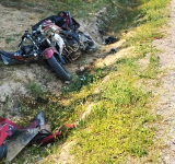 Motocyklista trafił do szpitala po zderzeniu w Charlężu